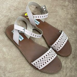 🎉HOST PICK🎉Steve Madden Sandals